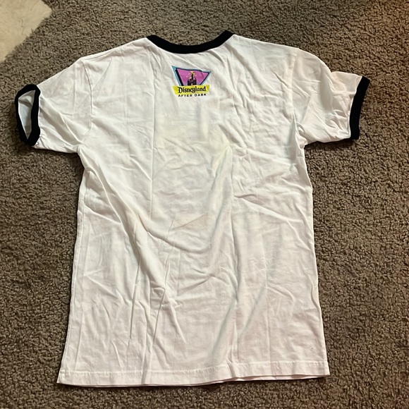 Disneyland 90’s night Tee - Picture 4 of 4